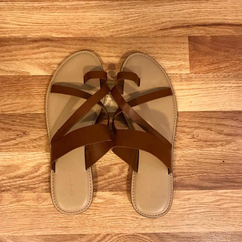 Forever 21 Strappy Brown Sandals👡👗